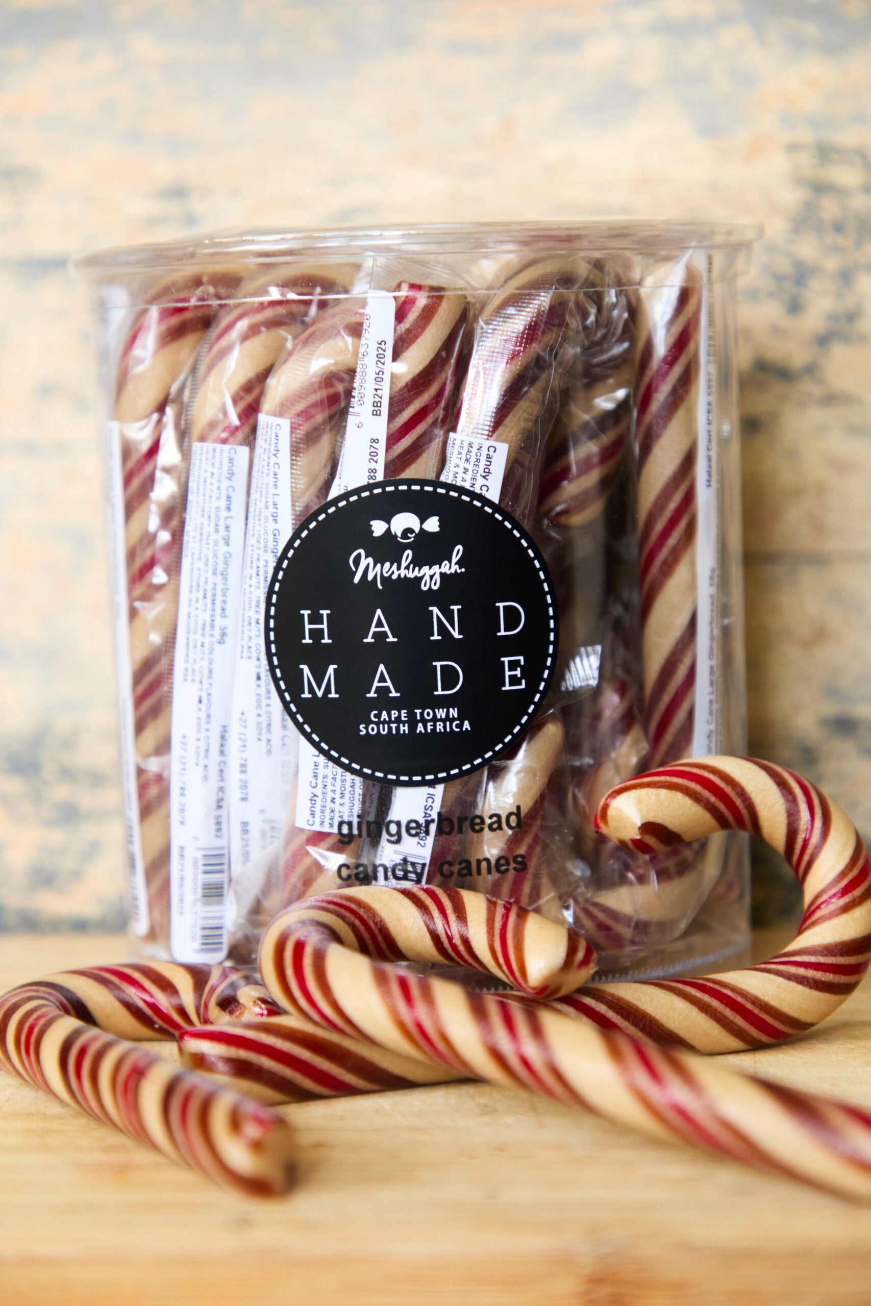 Christmas Candy Canes Large 56g – in Gingerbread Flavour & Vegan
